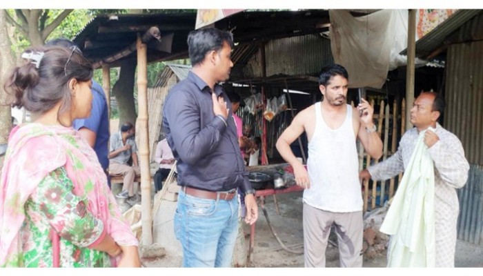 রাজশাহীর  কালের কন্ঠ প্রত্রিকার  ব্যুরো প্রধান   রফিকুলের ঊপর হামলা