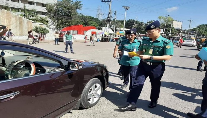 ট্রাফিক আইন ভঙ্গ করলেই নেওয়া হবে আইনগত ব্যবস্থা: আরএমপি