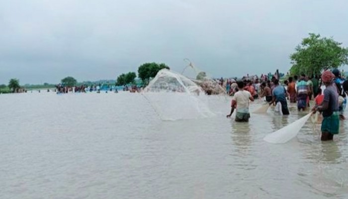 গোদাগাড়ীতে বন্যায় ভেসে যাওয়া নিখোঁজ জেলের মরদেহ উদ্ধার