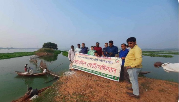 তানোর প্রশাসনের হস্তক্ষেপে অবৈধ সুতি জাল অপসারণ