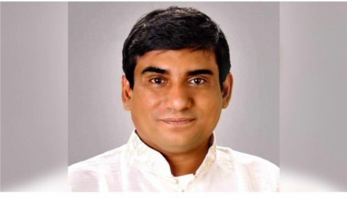 মায়ার বড় ছেলে সাজেদুল হোসেন চৌধুরী দীপু মারা গেছেন