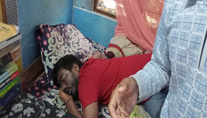 রাবির আবাসিক হল থেকে এক শিক্ষার্থীর মরদহে উদ্ধার