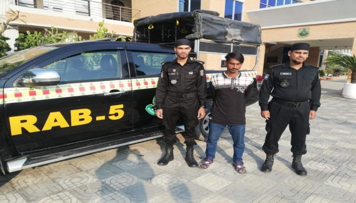 রাজশাহীতে চাঞ্চল্যকর স্ত্রী হত্যা মামলার পলাতক আসামি মামুন গ্রেফতার।