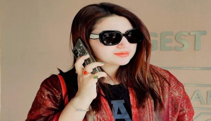 ঢালিউড কুইন অপু এখন ব্যবসায়ী