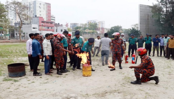 আরএমপি সদর দপ্তরে অগ্নি-নির্বাপণ মহড়া অনুষ্ঠিত