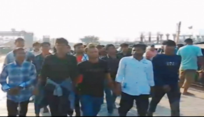 যৌথ মিছিল নিয়ে সমাবেশে মামুনের যোগদান