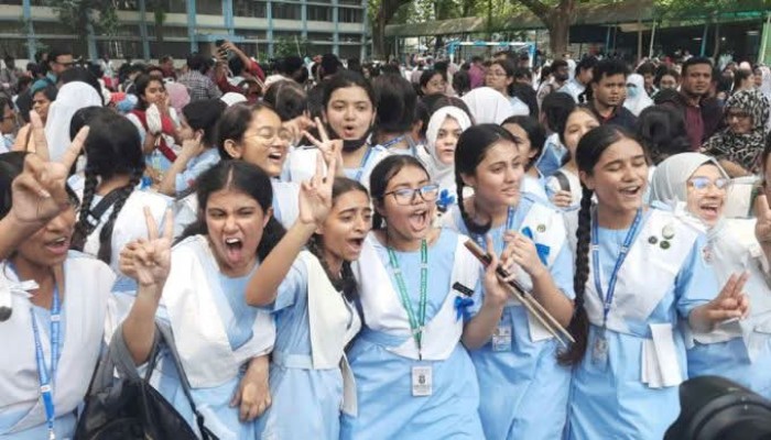 পাসের হারে শীর্ষে রাজশাহী বোর্ড