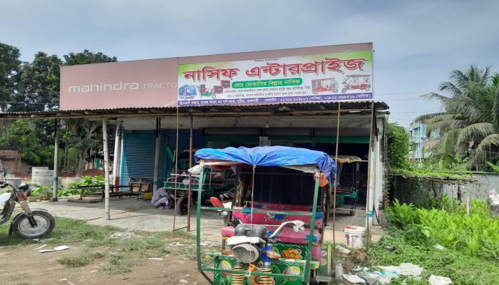 পুঠিয়ায় চোরের কাছে জিম্মি ব্যবসায়ীরা! ভুক্তভোগীর অভিযোগ নেইনি পুঠিয়া থানা