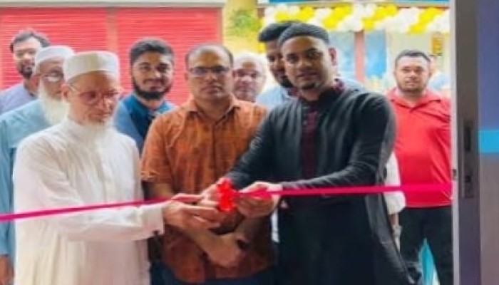 চাঁপাইনবাবগঞ্জে জাফরান ট্যুর অ্যান্ড ট্রাভেলস -এর উদ্বোধন