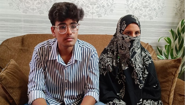 রাজশাহীতে একসঙ্গে এসএসসি পাস মা-ছেলের, দুই জনই পেলেন জিপিএ-৫!